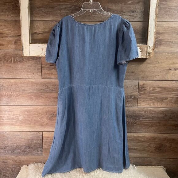 LEVI’S Women’s Denim Dress Size XL (Extra Large) NWT Country Casual - Picture 5 of 8
